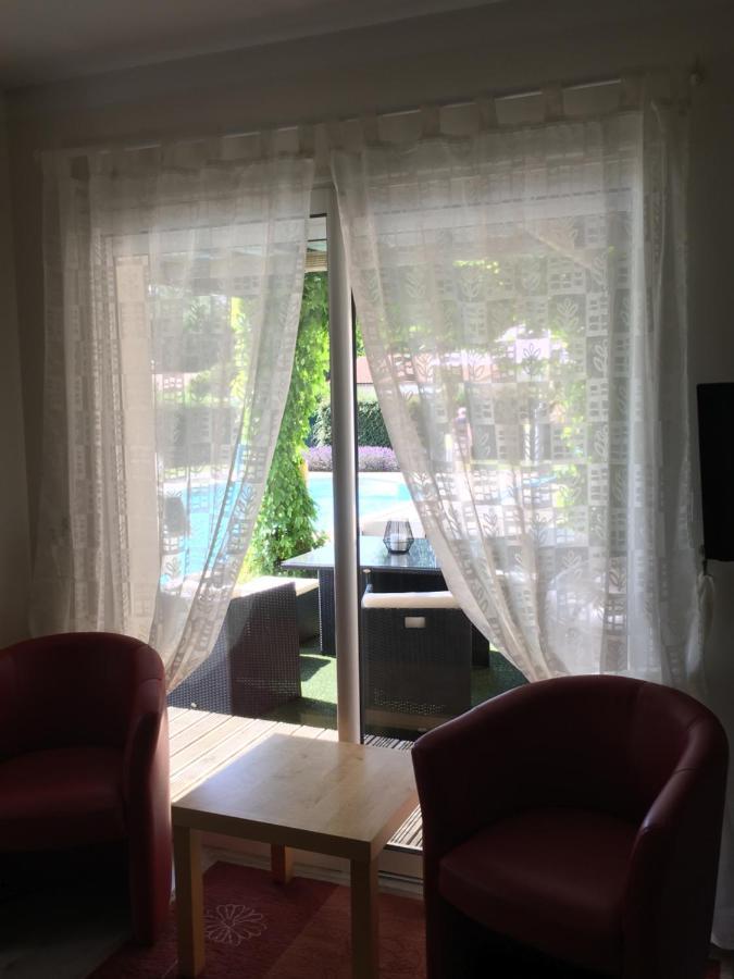La Chambre Des Amis 帕塞内 外观 照片